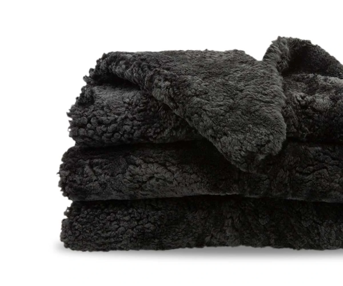 Curly Quad Pelt - Black 3 Curly Quad Pelt - Black