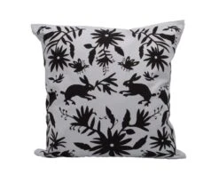 Froland Pillow Cover 7 Froland Pillow Cover -Home Decor Fashion Store B36 SD191066 18 BK 1 a887984b 300e 4acc b4cd 8a4175def506