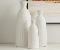 Stolt Ridge Vases - White -Home Decor Fashion Store QO5 Stolt Ridge Vase White V1 1200X100 1cfa2ff0 8cfe 4fc0 bce3 f56fb20e3f89